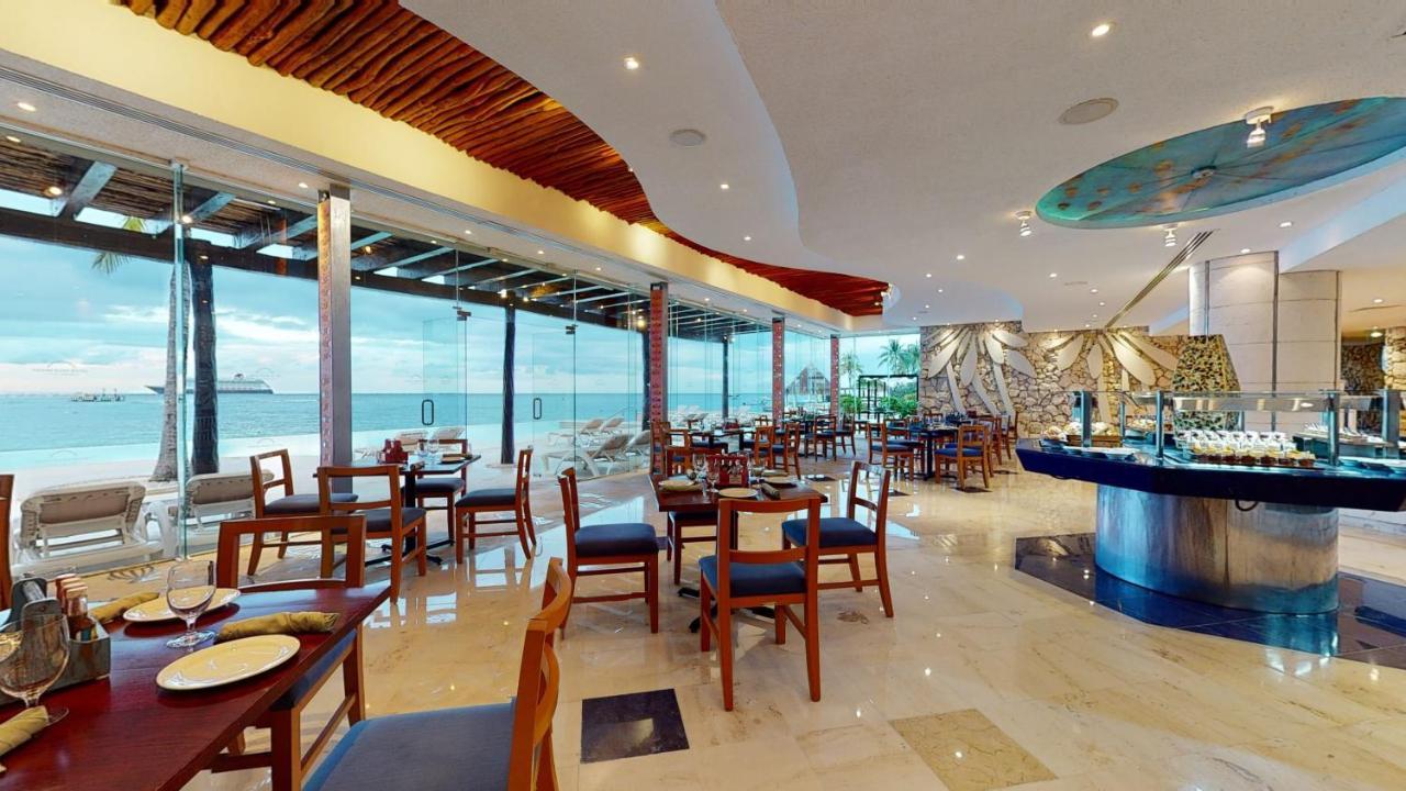 فندق جراند بارك رويال كوزوميل شامل الكل المظهر الخارجي الصورة The buffet at the hotel